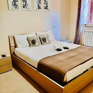 https://fragranzadisicilia-private-appartament.taorminaitalyhotels.com